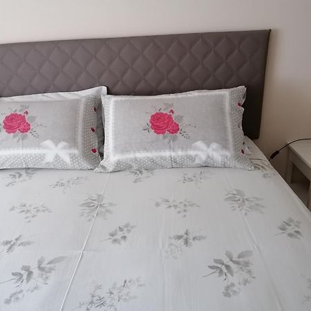 Casa Gina Apartment Специя Екстериор снимка