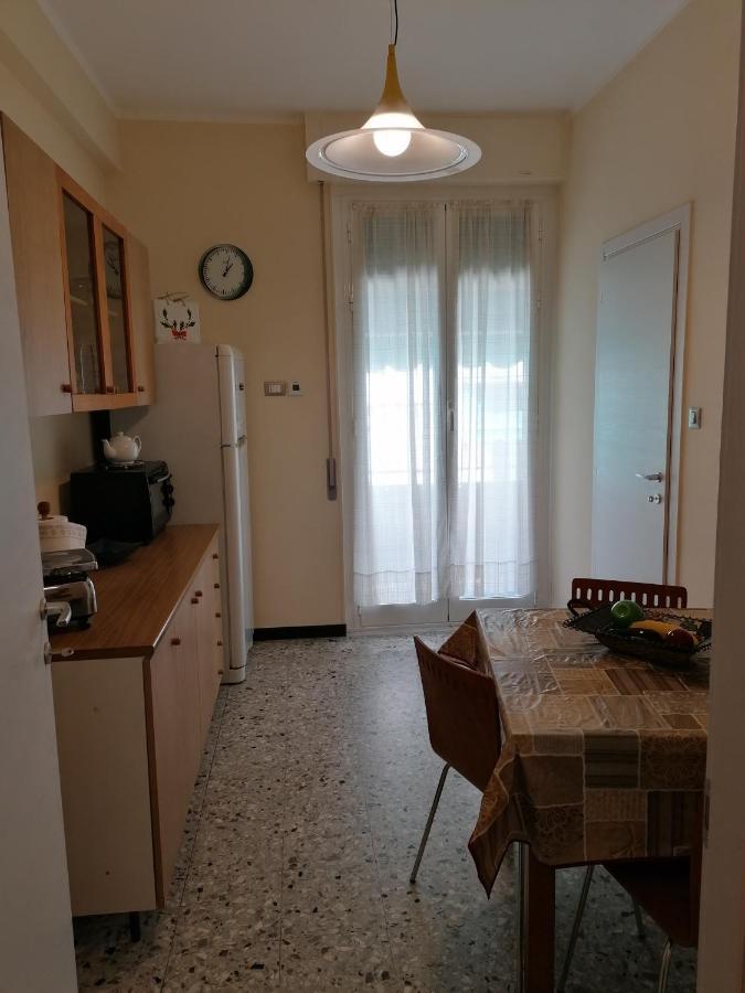 Casa Gina Apartment Специя Екстериор снимка